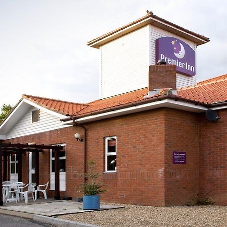 Premier Inn צ'למספורד מראה חיצוני תמונה
