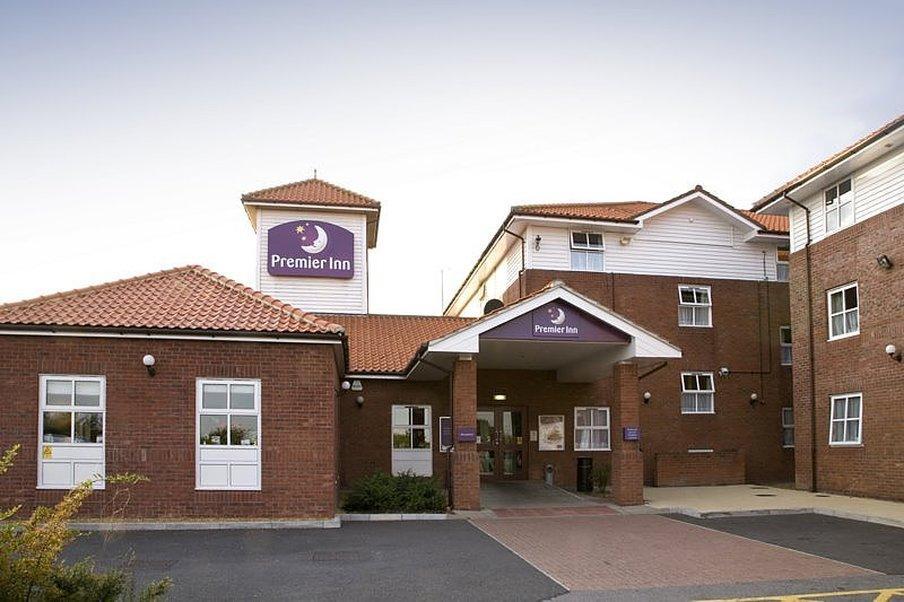 Premier Inn צ'למספורד מראה חיצוני תמונה
