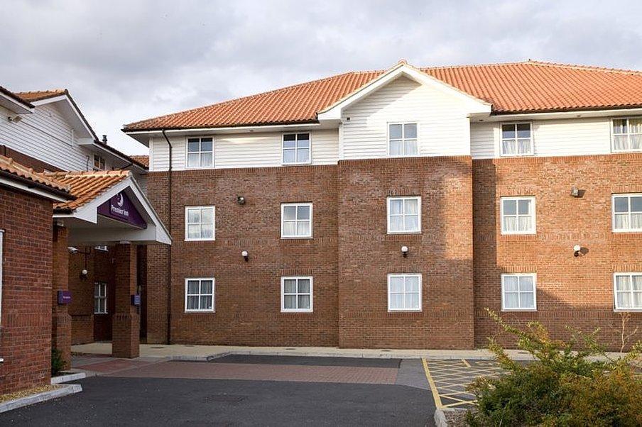 Premier Inn צ'למספורד מראה חיצוני תמונה